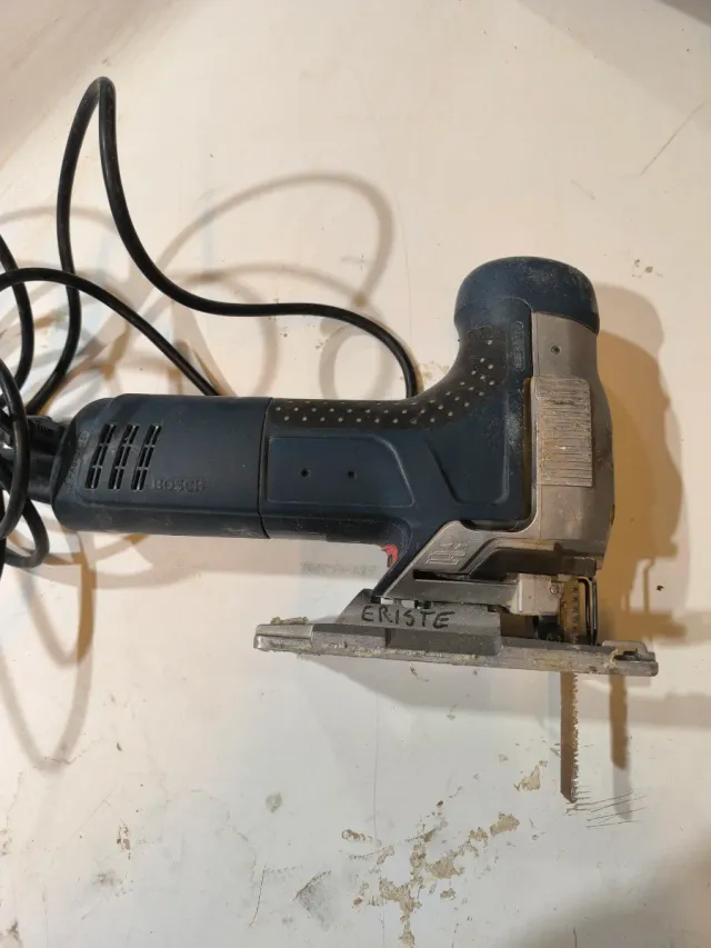 Caladora Bosch GST 120 E Profesional