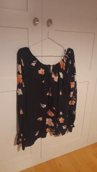 Blusa Billabong floral mujer