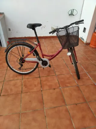 Bicicleta de paseo de señora