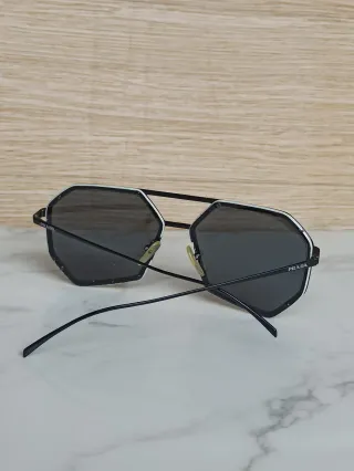 Occhiali da sole Prada