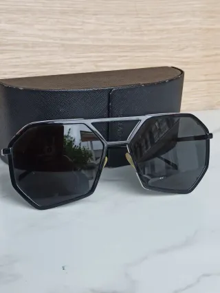 Occhiali da sole Prada