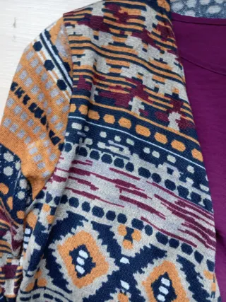 Conjunto chaqueta y blusa estampado étnico