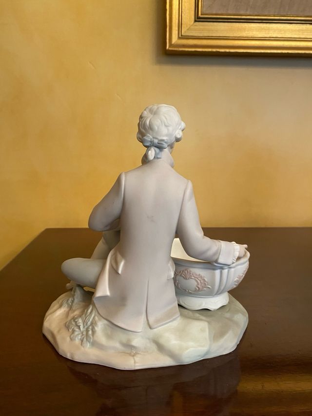 Figura Lladró “Caballero sentado”