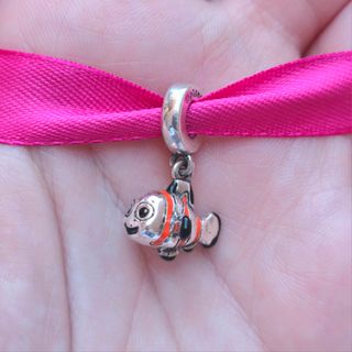 CHARM NEMO DORY DISNEY PEZ