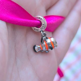 CHARM NEMO DORY DISNEY PEZ