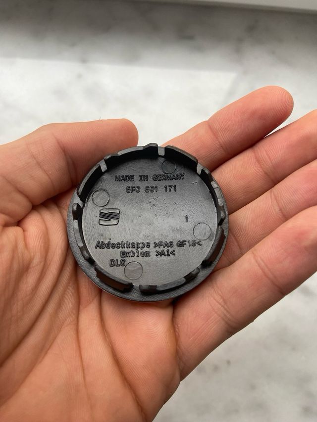 4 Tapabujes Seat 56mm Negro Plata