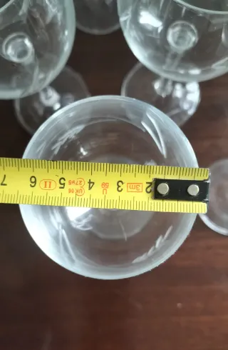 Colección copas vino vidrio tallado