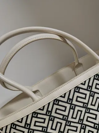 Borsa Elisabetta Franchi Beige e Nera