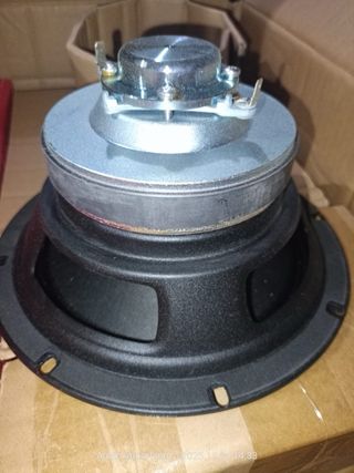 Altavoz coaxial 8”+1”  QSC AD-C820 Repuesto Nuevo