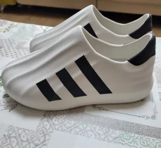 Zapatillas Adidas Originales Blancas Negras Nuevas