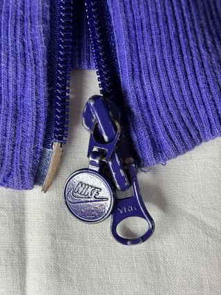 Felpa Nike a righe blu e nero in pile caldissimo