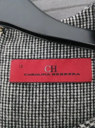 Vestido Carolina Herrera Gris y Blanco