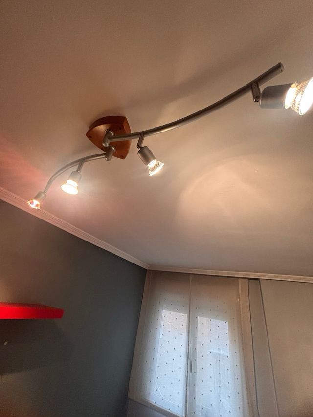 Lámpara techo 4 focos orientables