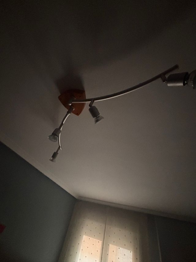 Lámpara techo 4 focos orientables