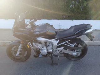 YAMAHA FAZER 600