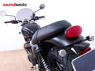 TRIUMPH STREET TWIN