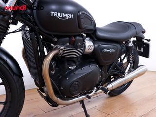 TRIUMPH STREET TWIN