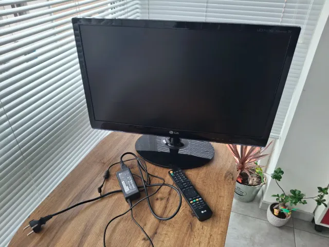 TV LG 27 LED Full HD Monitor TV