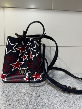 Bolso Tommy Hilfiger Estrellas Azul y Rojo