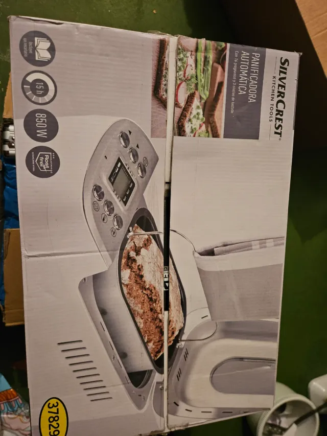 Panificadora Silvercrest Automática 850W