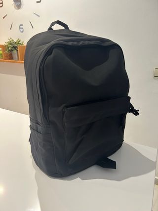 Mochila negra básica