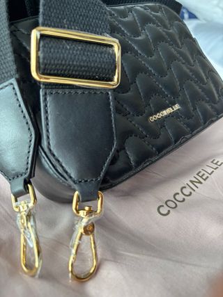 Bolso Coccinelle Negro Acolchado