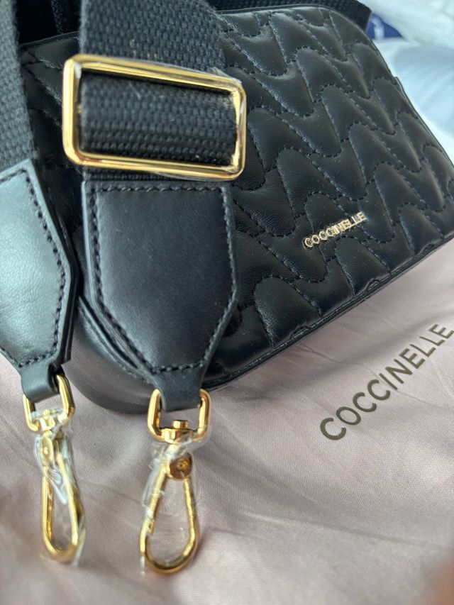 Bolso Coccinelle Negro Acolchado