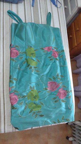 Conjunto vestido y chaqueta morado y turquesa