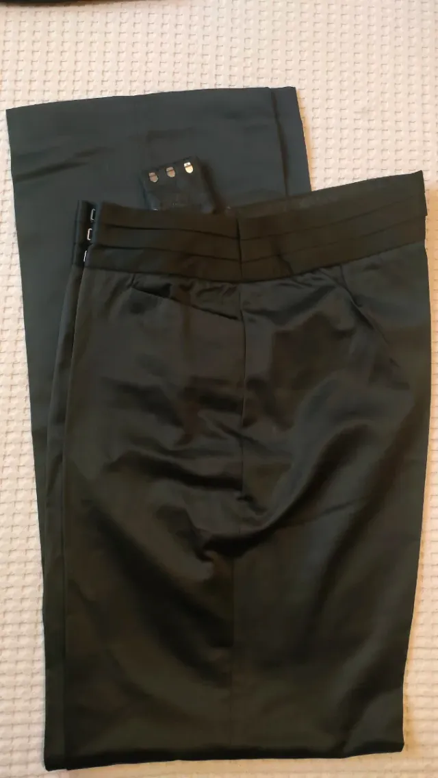 Pantalón vestir Massimo Dutti negro