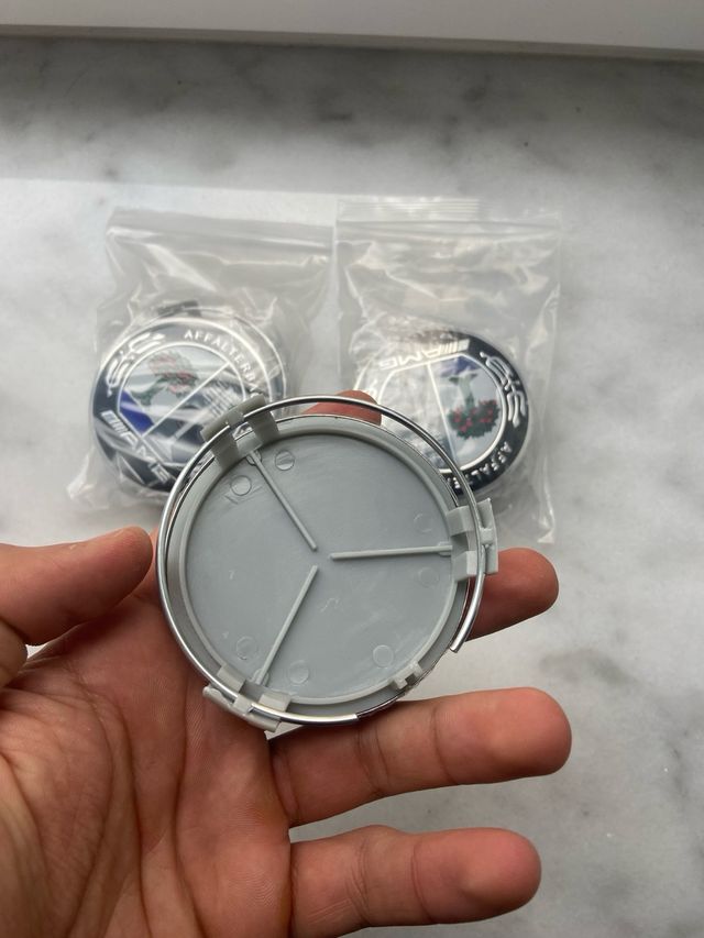 4 Tapabujes Mercedes Benz AMG 75mm