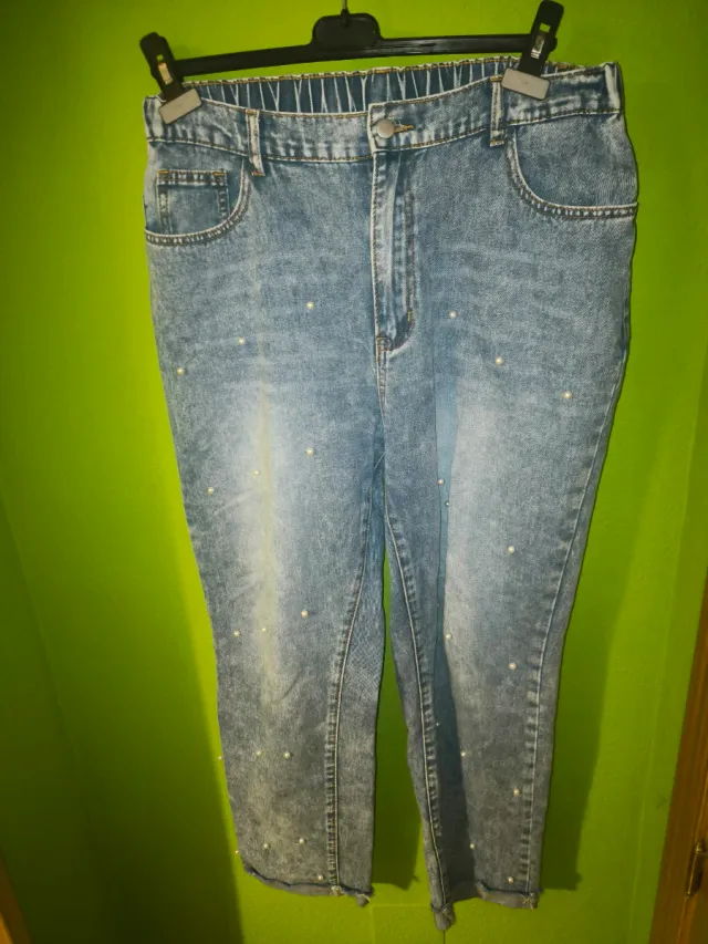 Pantalón vaquero mujer perlas