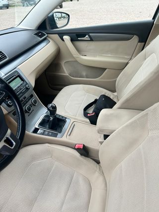 Volkswagen Passat 2012