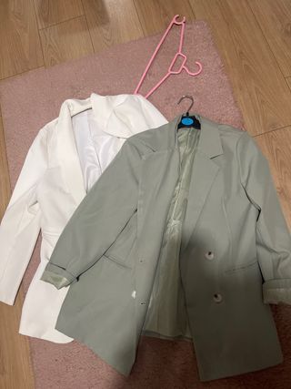 Americana verde y blanca