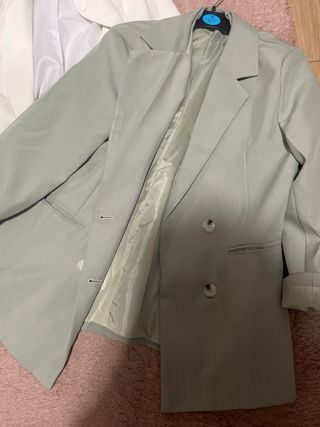 Americana verde y blanca