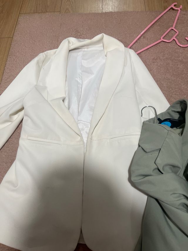 Americana verde y blanca