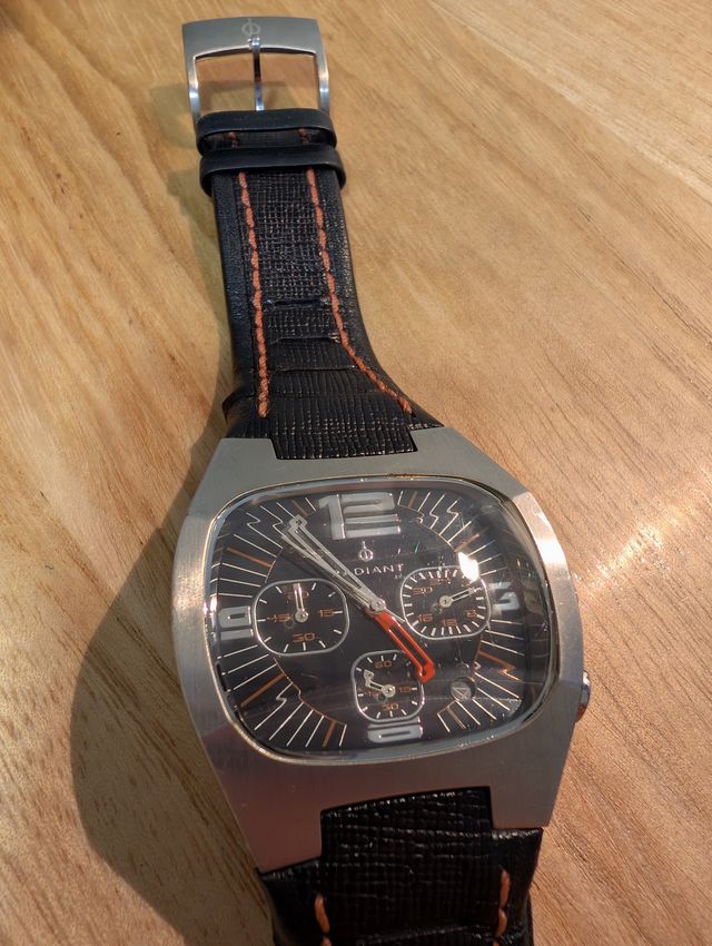 Reloj Radiant con Correa de Piel