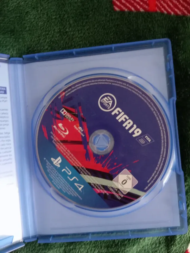 FIFA 19 PS4 Edición Azul Cristiano