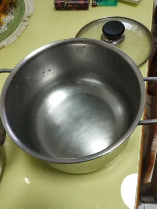 Juego de 2 ollas de acero  Monforte de Lemos