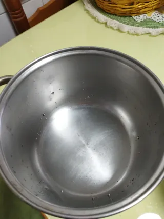 Juego de 2 ollas de acero  Monforte de Lemos