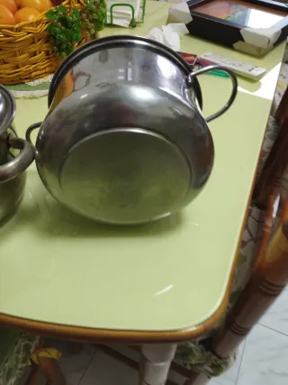 Juego de 2 ollas de acero  Monforte de Lemos