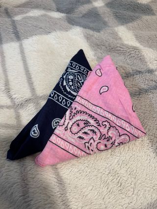 Pañuelos estilo bandana azul y rosa
