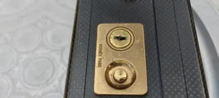 Elegante portadocumenti Hermes Nero e Marrone