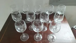 12 Copas Vino Vidrio Tallado