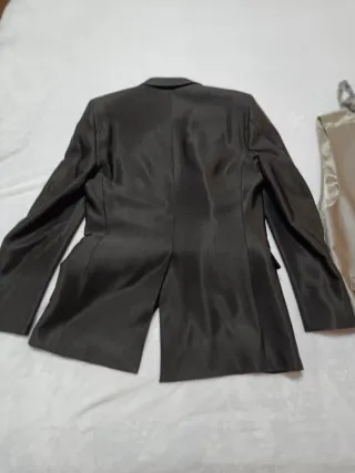 Traje de novio chaleco y corbata