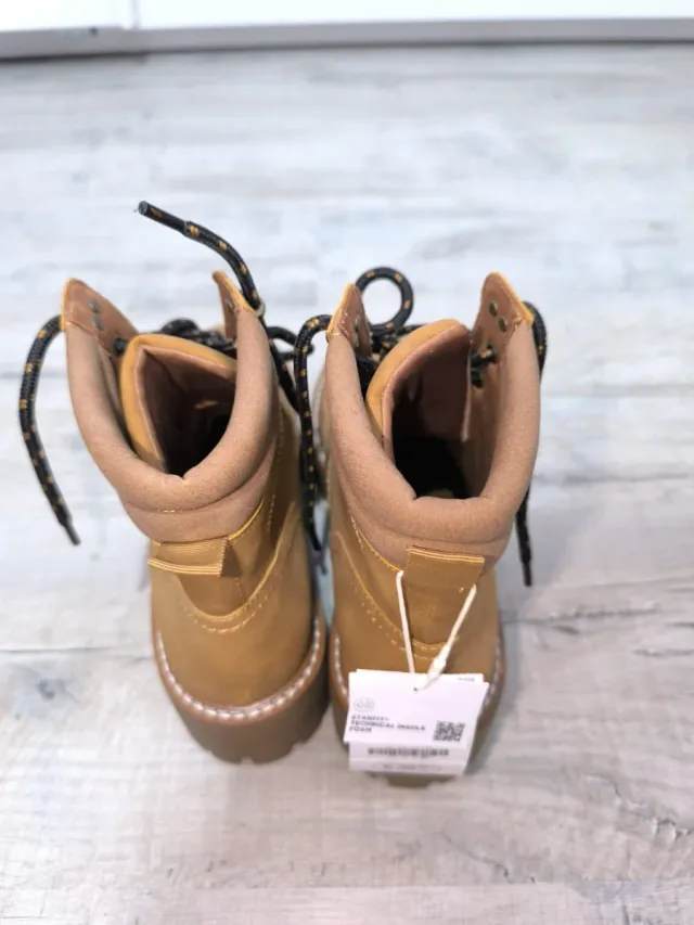 Botas Stradivarius Beige/Marrón