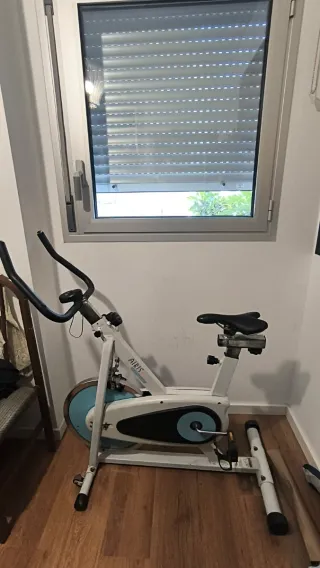 Bici Estática AIRIS