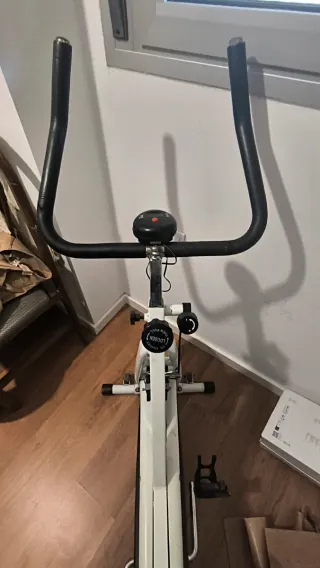 Bici Estática AIRIS