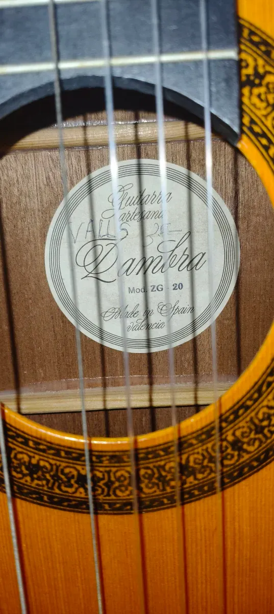 Guitarra Zambra Artesanal ZG-20