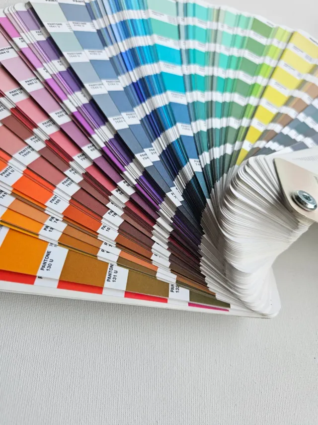 Pantone The Plus Series Guía Fórmula