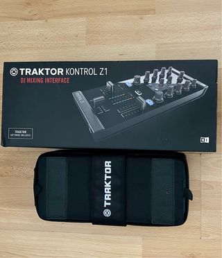 Traktor Kontrol Z1 MK1